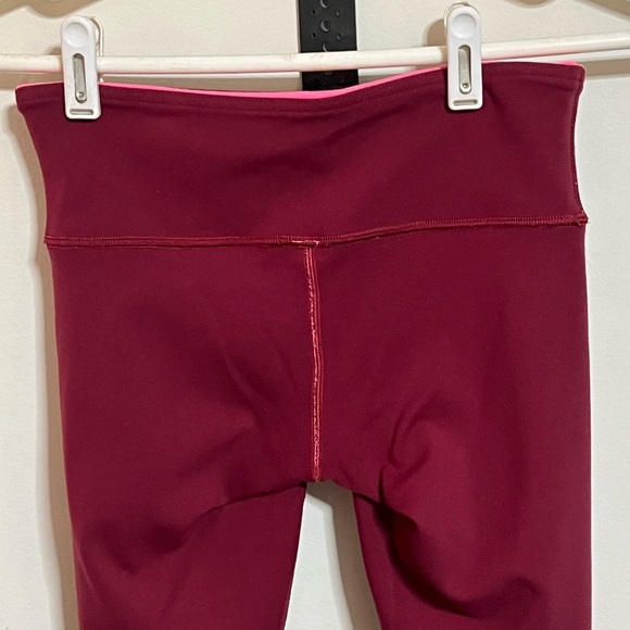 Lululemon Reversible Pink & Purple Capri Leggings Sz 4 - Picture 15 of 16